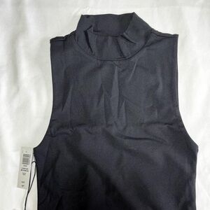 Aritzia Contour Mock Neck